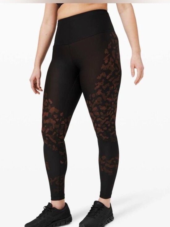lululemon athletica Pants - Lululemon Size 8 Mapped Out High Rise Tight Brick Camo Black Leggings 28''
